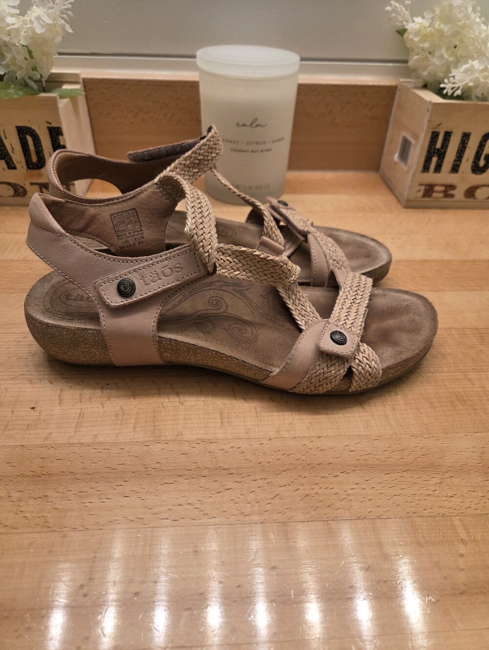 Taos Trulie Sandals Light Pink/Tan Woven Leather Women's Size EU 41